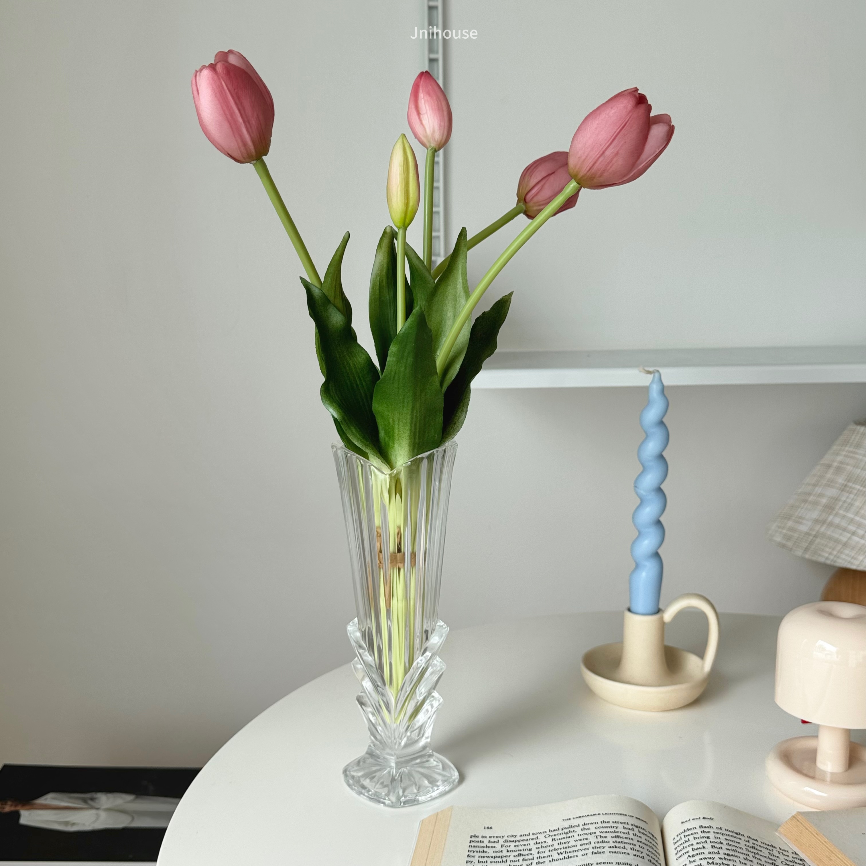 [พร้อมส่ง] แจกันแก้วใส แจกันหนาทรงสูง (Glass Vass)