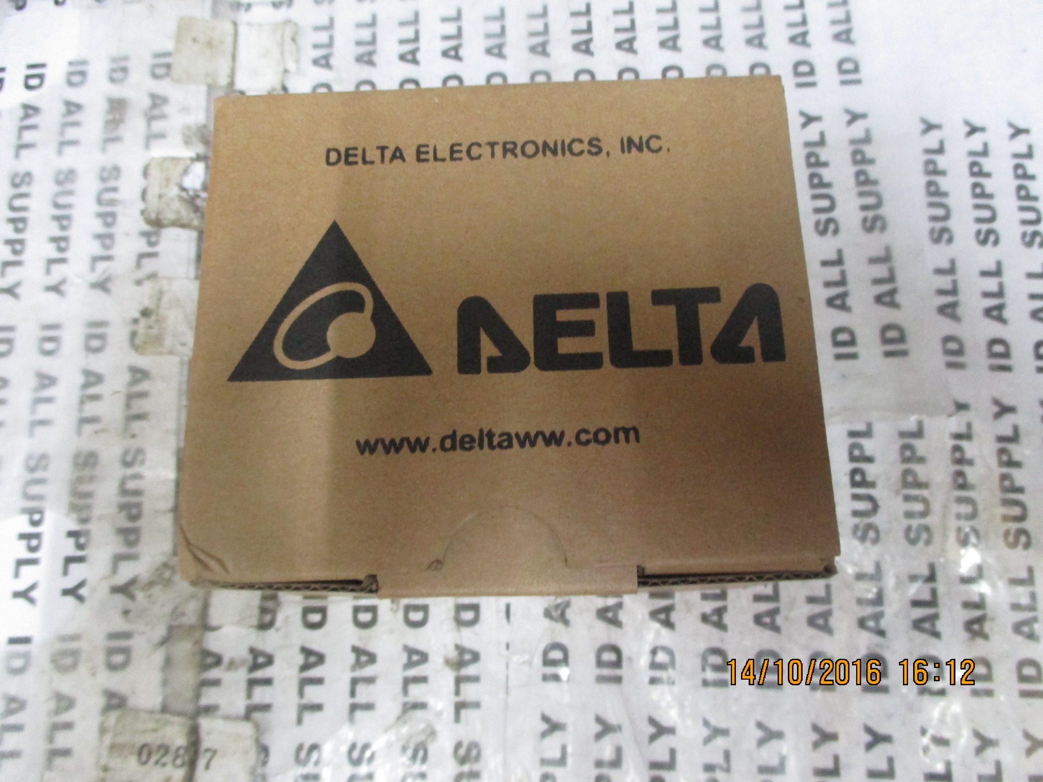 PLC " DELTA " MODEL : DVP08SN11T
