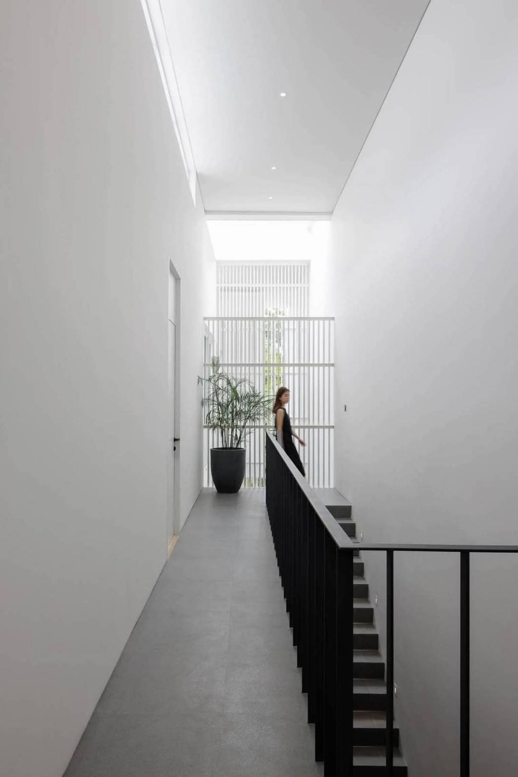 ให้เช่าบ้านหรู3ชั้น พร้อมลิฟท์ ติดเมกาบางนา ตกแต่งครบพร้อมอยู่ ค่าเช่า 400,000 บาท บางพลี สมุทรปราการ (N.1514)