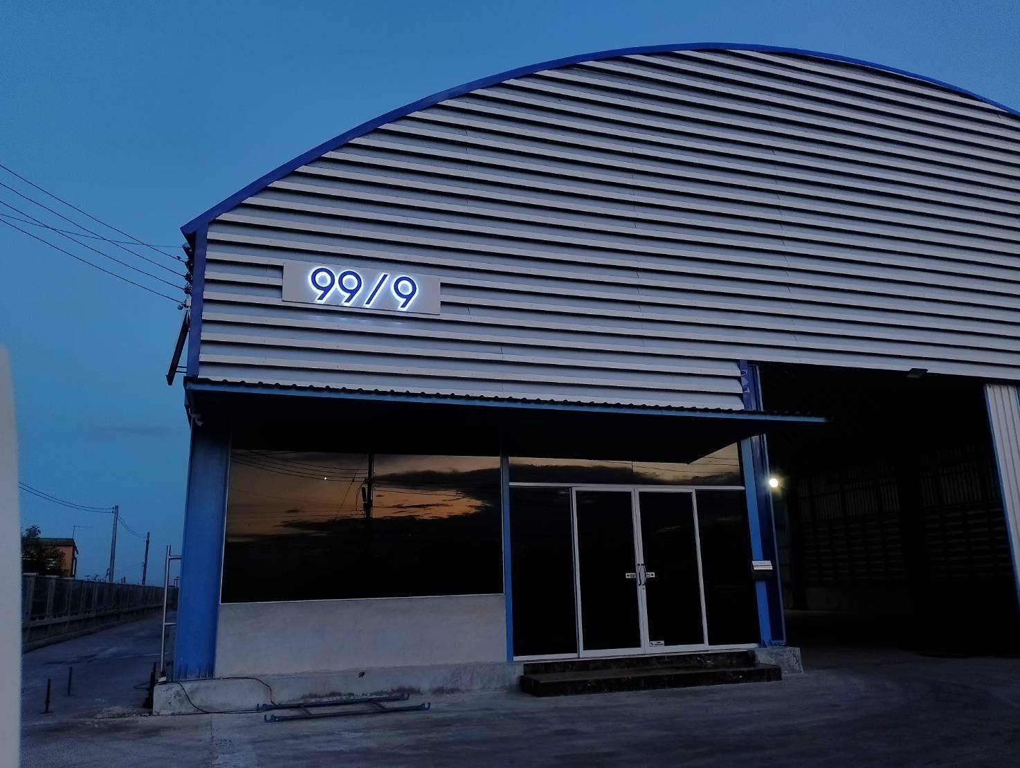 #ป้ายอักษรซิงค์ไฟออกหลัง #อักษรสแตนเลสแฮร์ไลน์ไฟออกหลัง