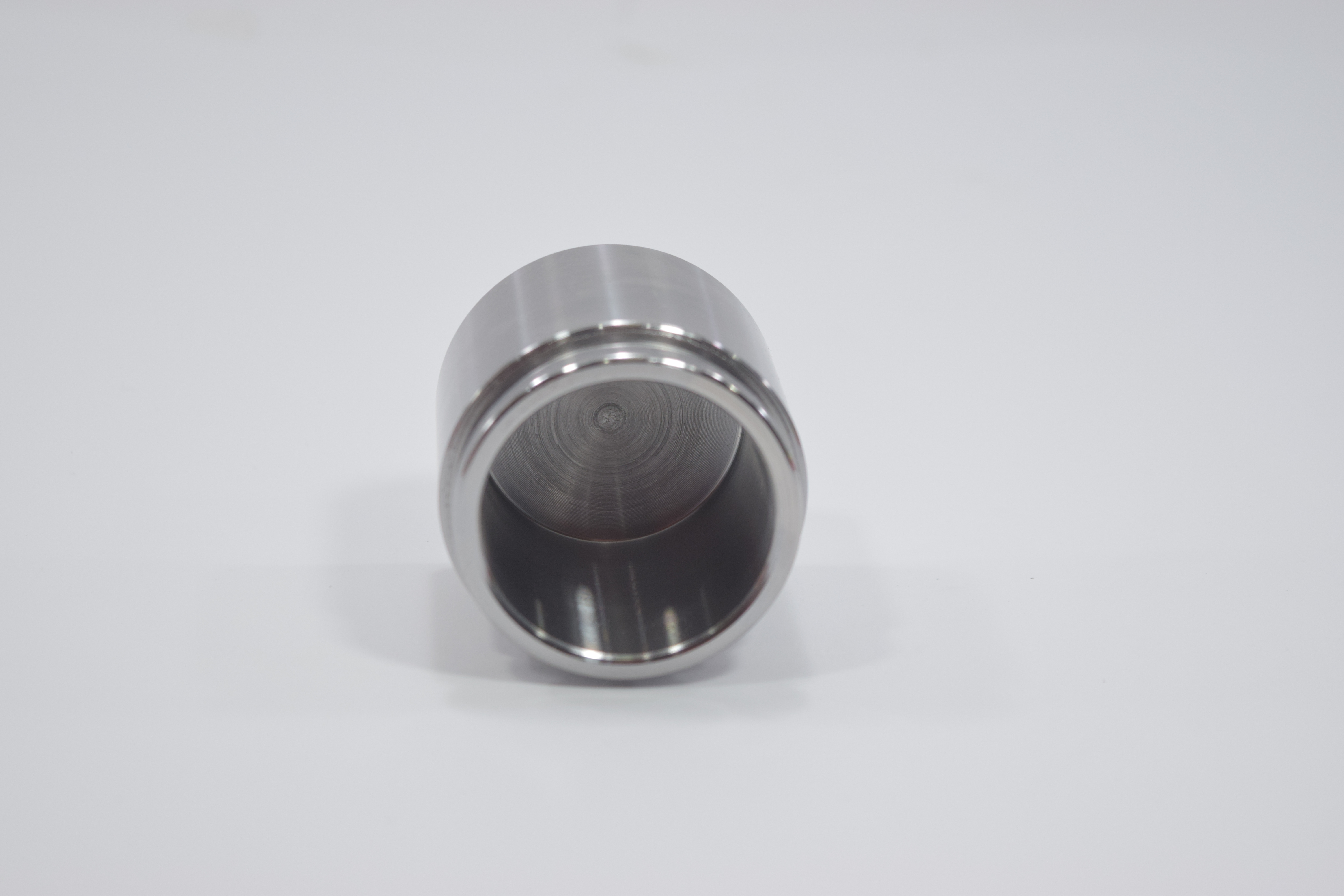 ลูกสูบดิสเบรค MITSUBISHI / A173 / มิตซุบิชิ / 3PD-7130 / MB 134805 / ขนาด วงนอก 51.10 / สูง 46.20 (จำนวน 1 ชิ้น) (CALIPER PISTON)