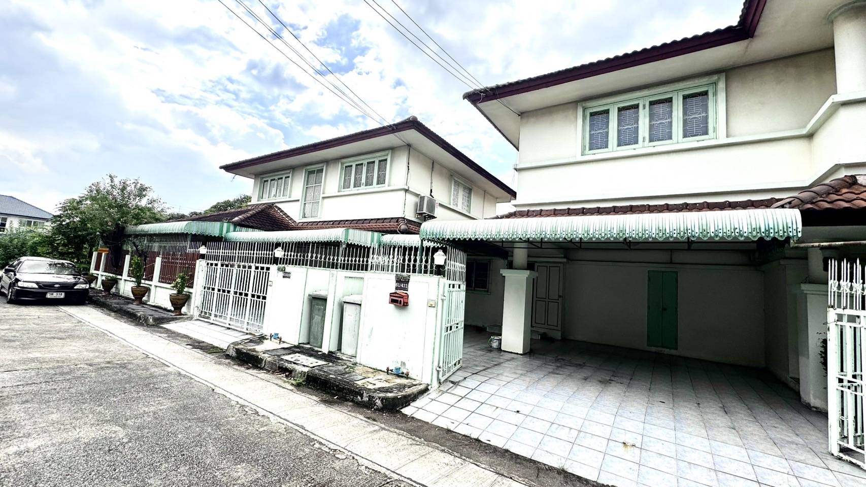 ขายบ้านเดี่ยว โรยัล ปาร์ค วิลล์ สุวินทวงศ์ (Royal Park Ville Suwinthawong) บ้านเดี่ยว 2 ชั้น 2 หลังติด 6 ห้องนอน 4 ห้องน้ำ 3 ที่จอดรถ