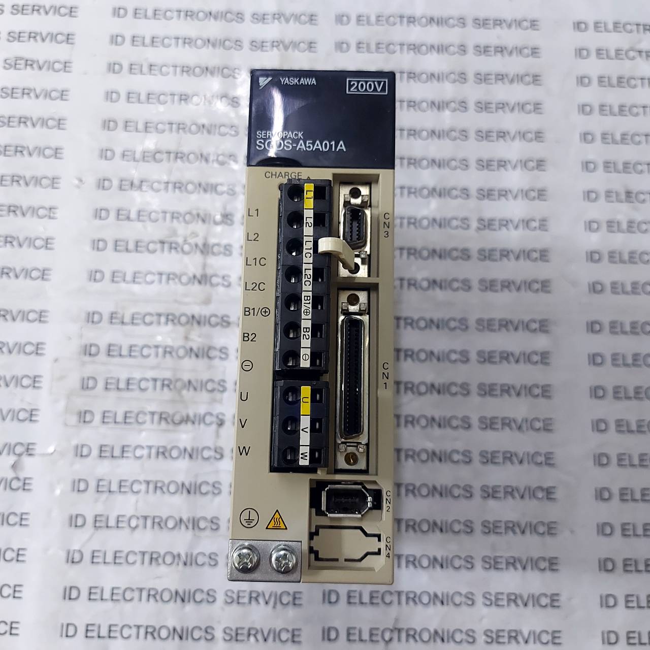 SGDS-A5A01A DRIVE "YASKAWA"