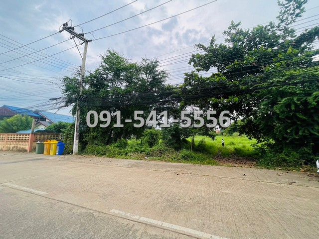 ขายที่ดิน ใจกลางเมืองเพชรบูรณ์ เนื้อที่ 18-1-3 ไร่ ติดถนนสันติสุข เข้าออกได้หลายเส้นทาง บรรยากาศดีเงียบสงบน่าอยู่