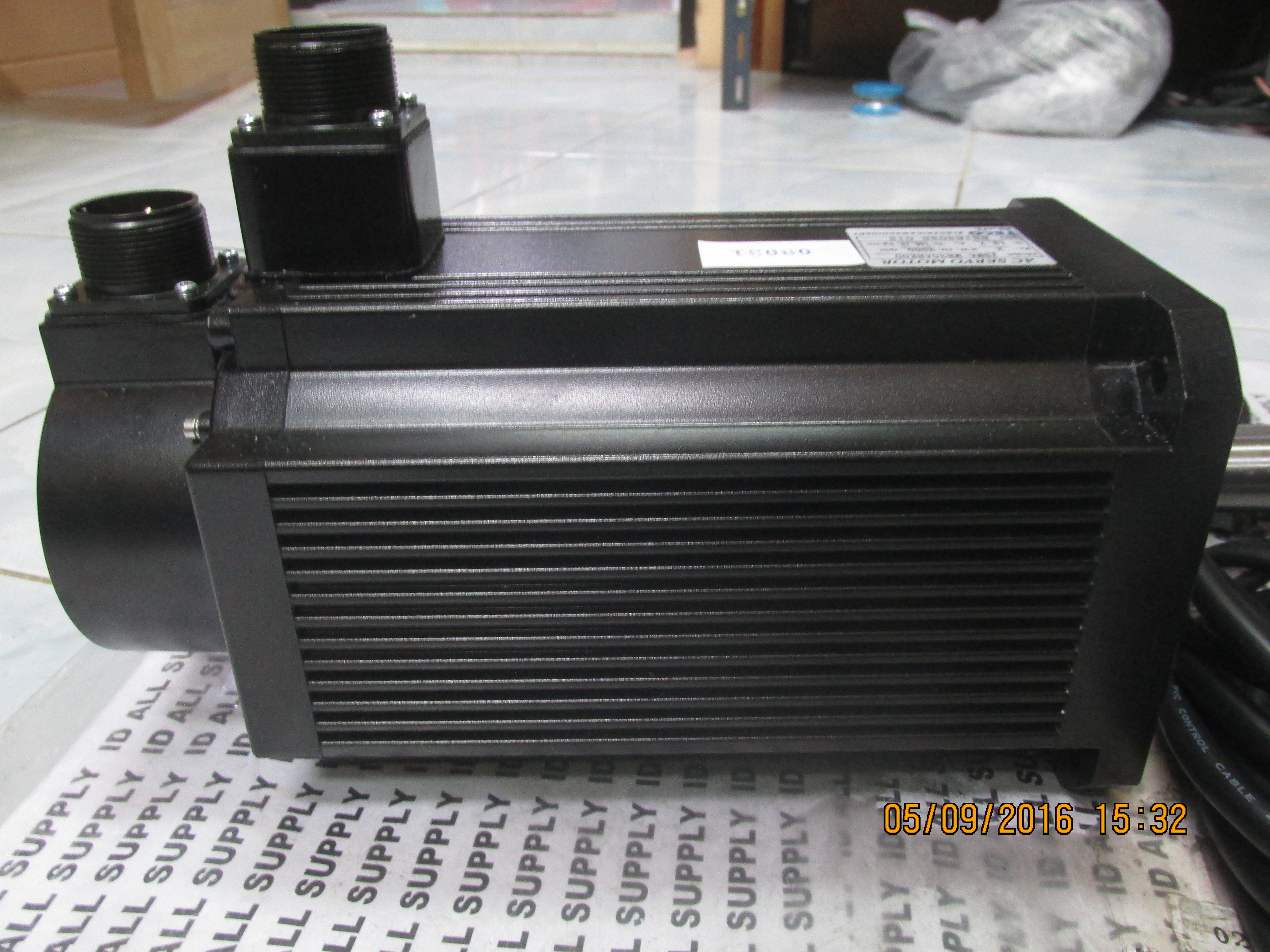 SERVO MOTOR " TECO " MODEL : JSMA-MB30ABK00