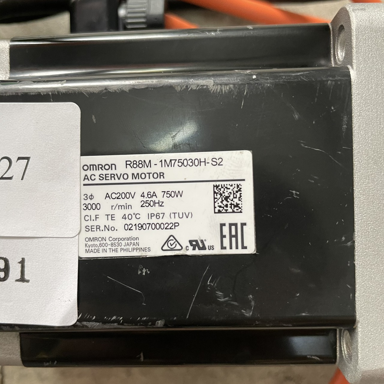 SERVO MOTOR "OMRON" รุ่น R88M-1M75030H-S2