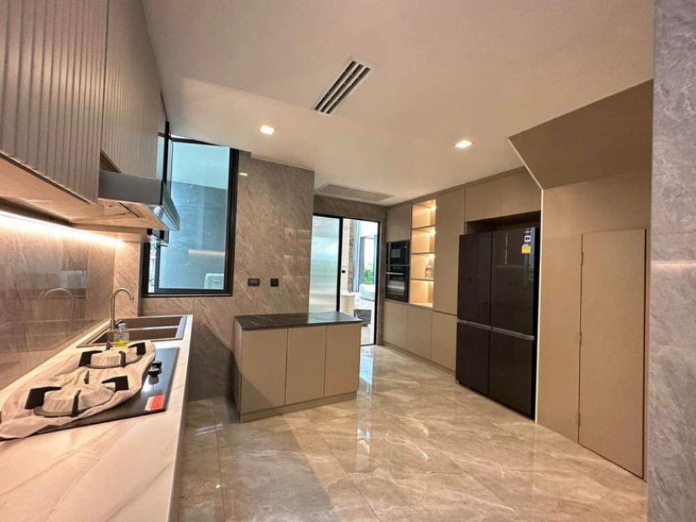 ให้เช่าบ้านเดียวThe Gentry Phatthanakan ** ราคาเพียง 380,000***(N.757)