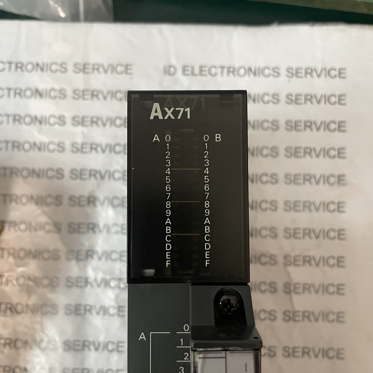 PLC " MITSUBISHI " MODEL : AX71
