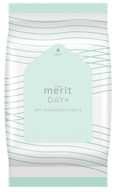 Merit day plus dry sheet ชนิด 12 แผ่น แผ่นเช็ดทำความสะอาดผมชนิดพกพา