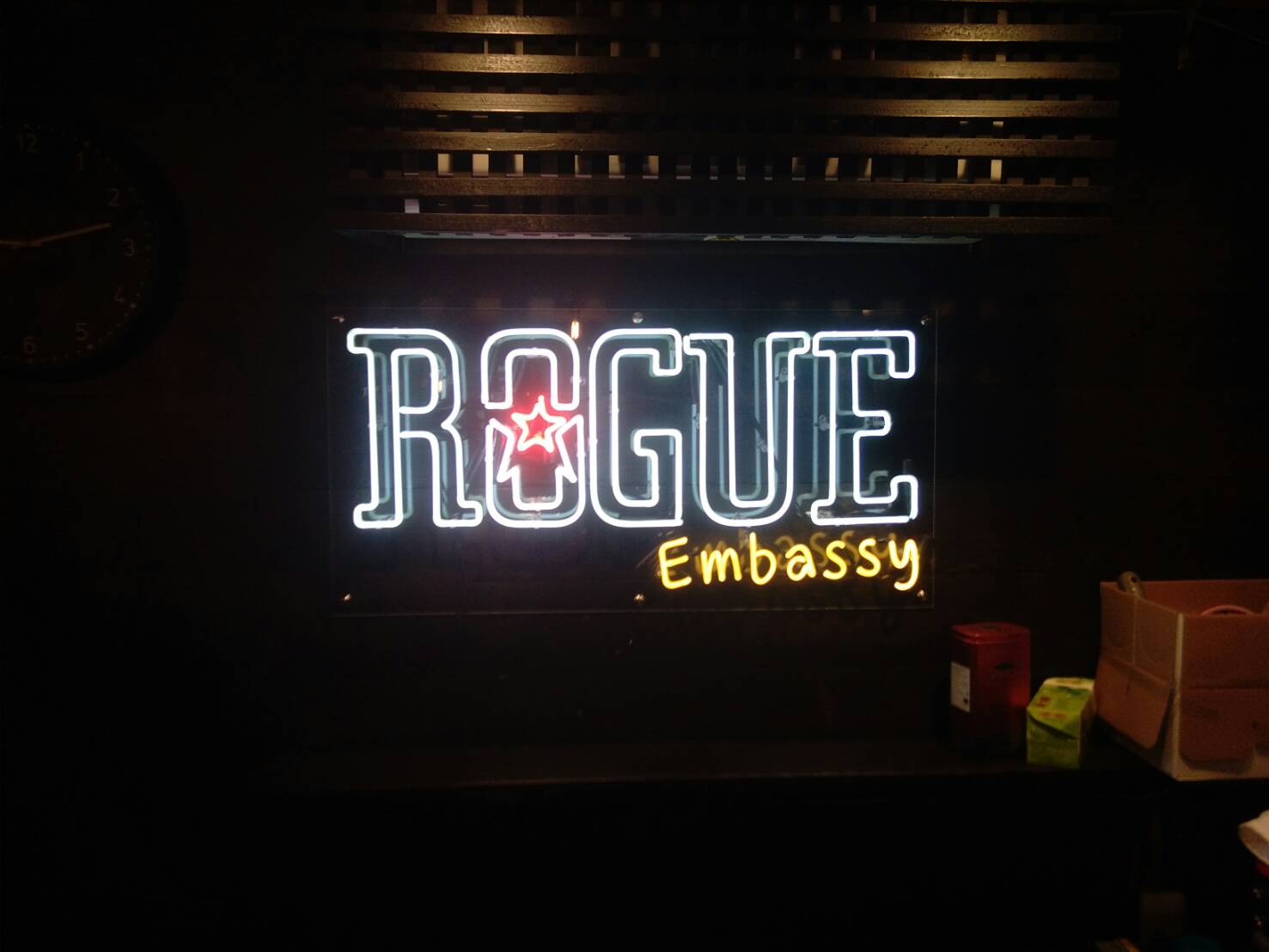 #ป้ายนีออนดัดหลอดแก้ววินเทจ