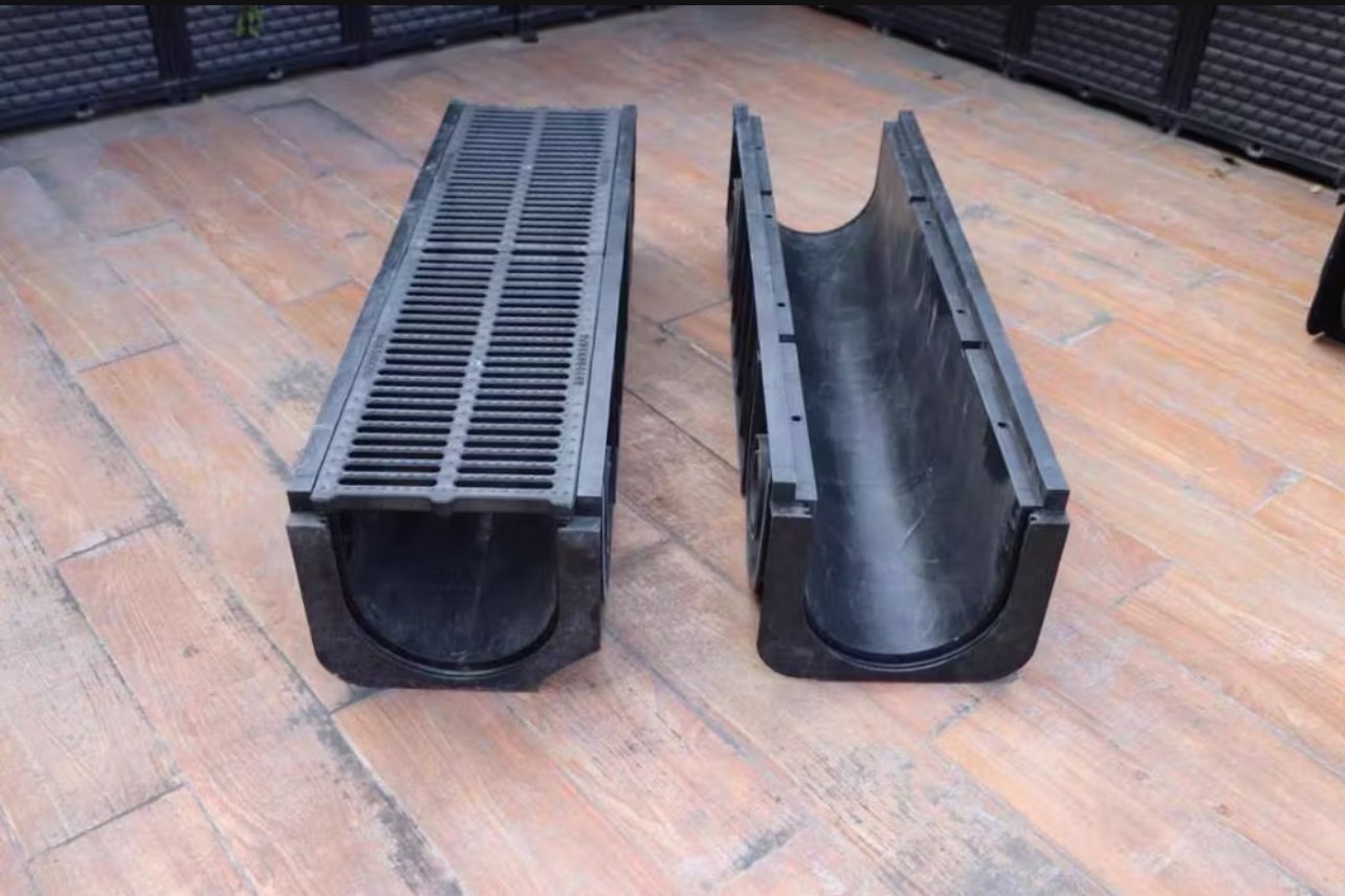 รางระบายน้ำ โพลีเมอร์ 30 ซม. (พร้อมฝาปิด)