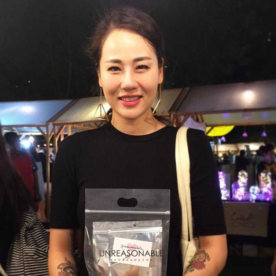 ต่างหูพีรามิด สีทอง ต่างหูก้านเงินแท้ น้ำหนักเบา สวยใส่สบาย UA0010-02 Unreasonable Accessories