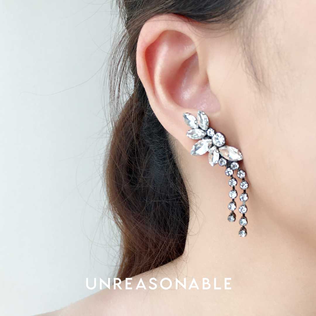 ต่างหู Crystal ต่างหูคลิป ต่างหูก้านเงินแท้ น้ำหนักเบา สวยใส่สบาย UA0726-01 Unreasonable Accessories