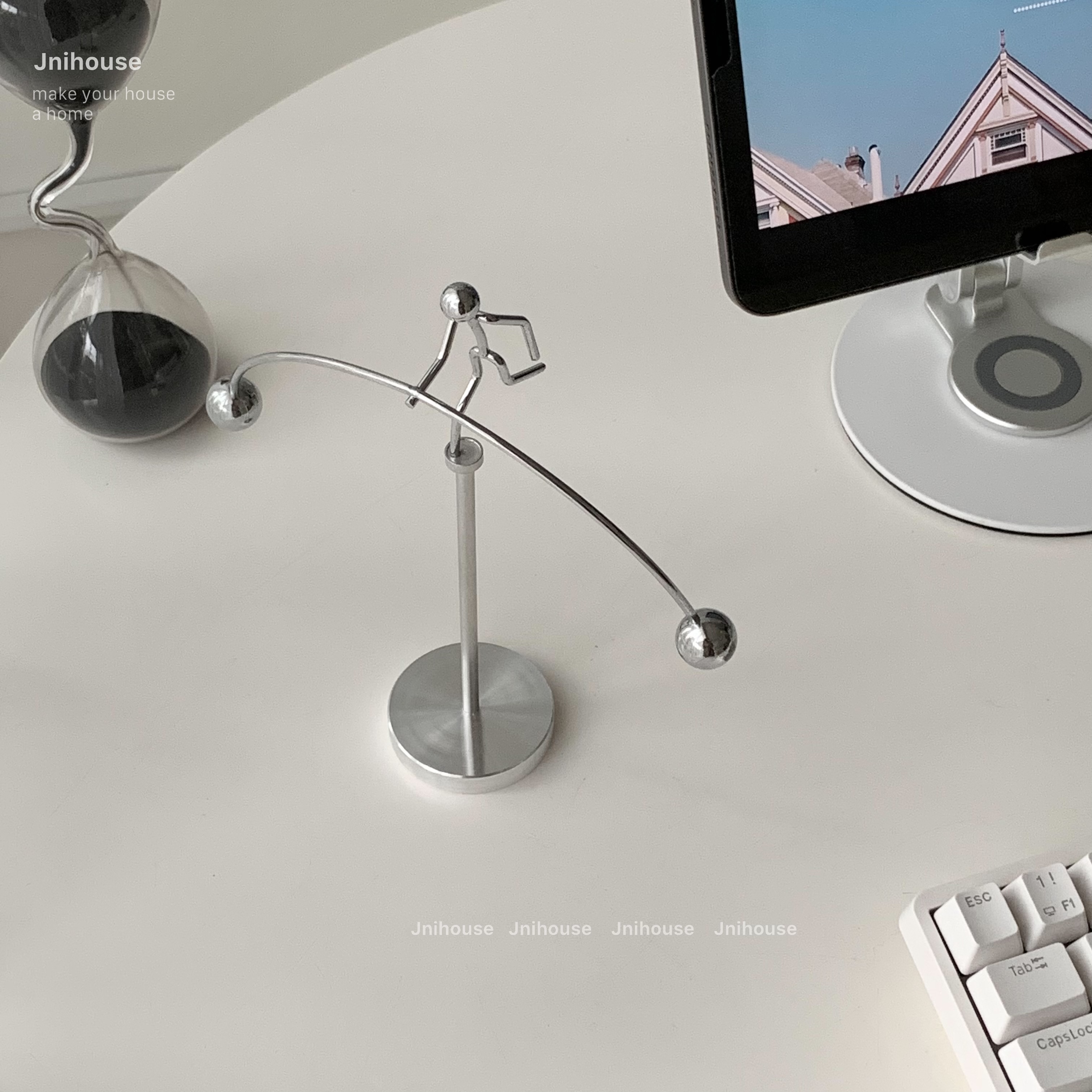 [พร้อมส่ง] Jnihouse : Tumbler balance (มี2แบบให้เลือก)