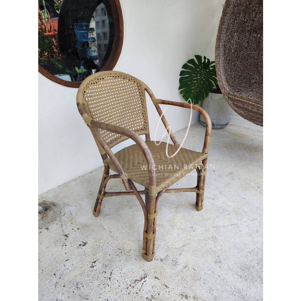 เก้าอี้นั่งทานข้าวหลายแท้สานหวายเทียม