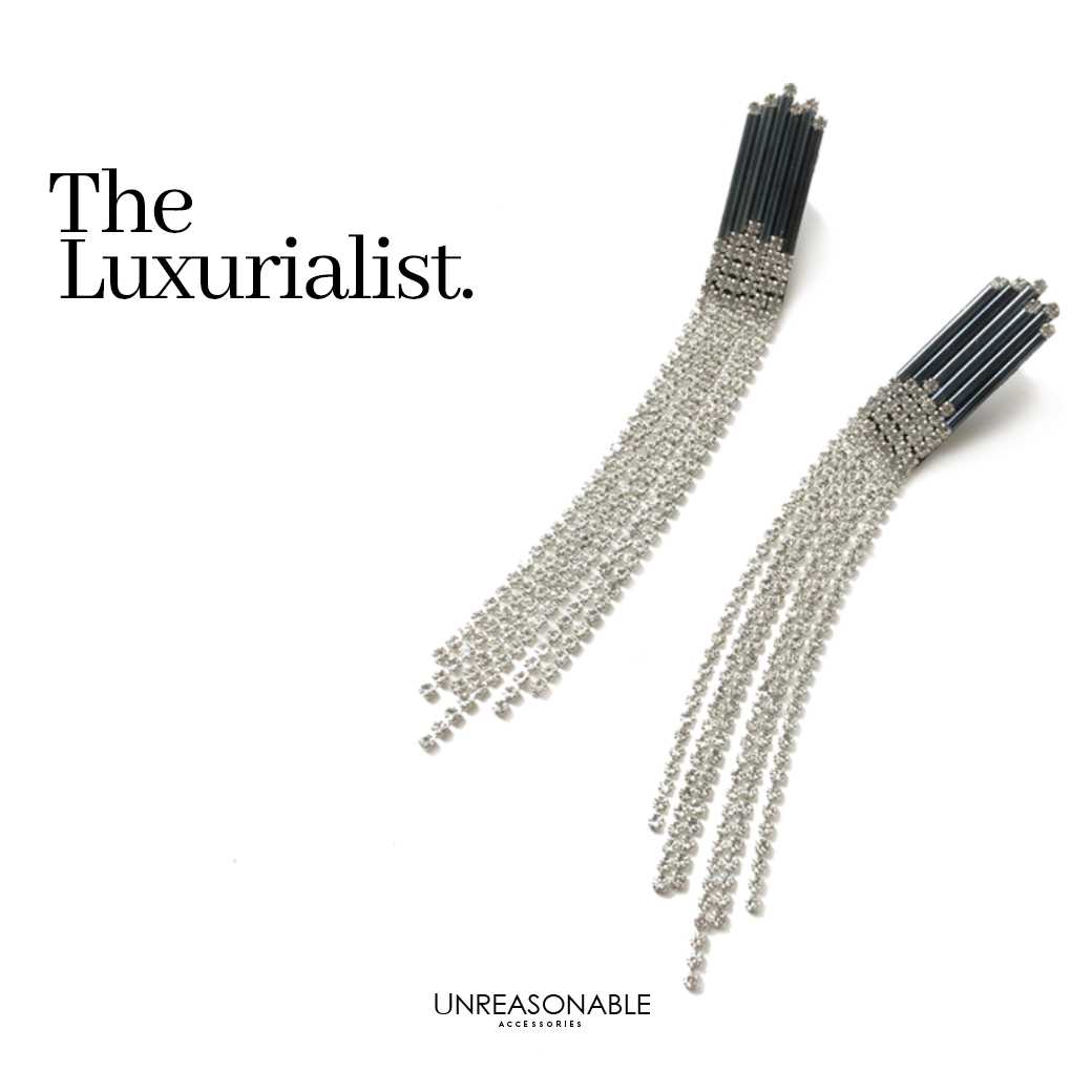 ต่างหูออกงาน สีน้ำเงิน ต่างหูคลิป ต่างหูก้านเงินแท้ น้ำหนักเบา UA0319-01 Unreasonable Accessories