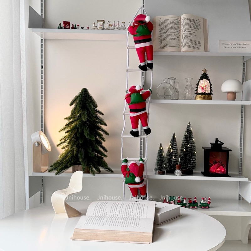 [พร้อมส่ง] Jnihouse : Climbing Santa ตุ๊กตาซานต้าปีนเชือก