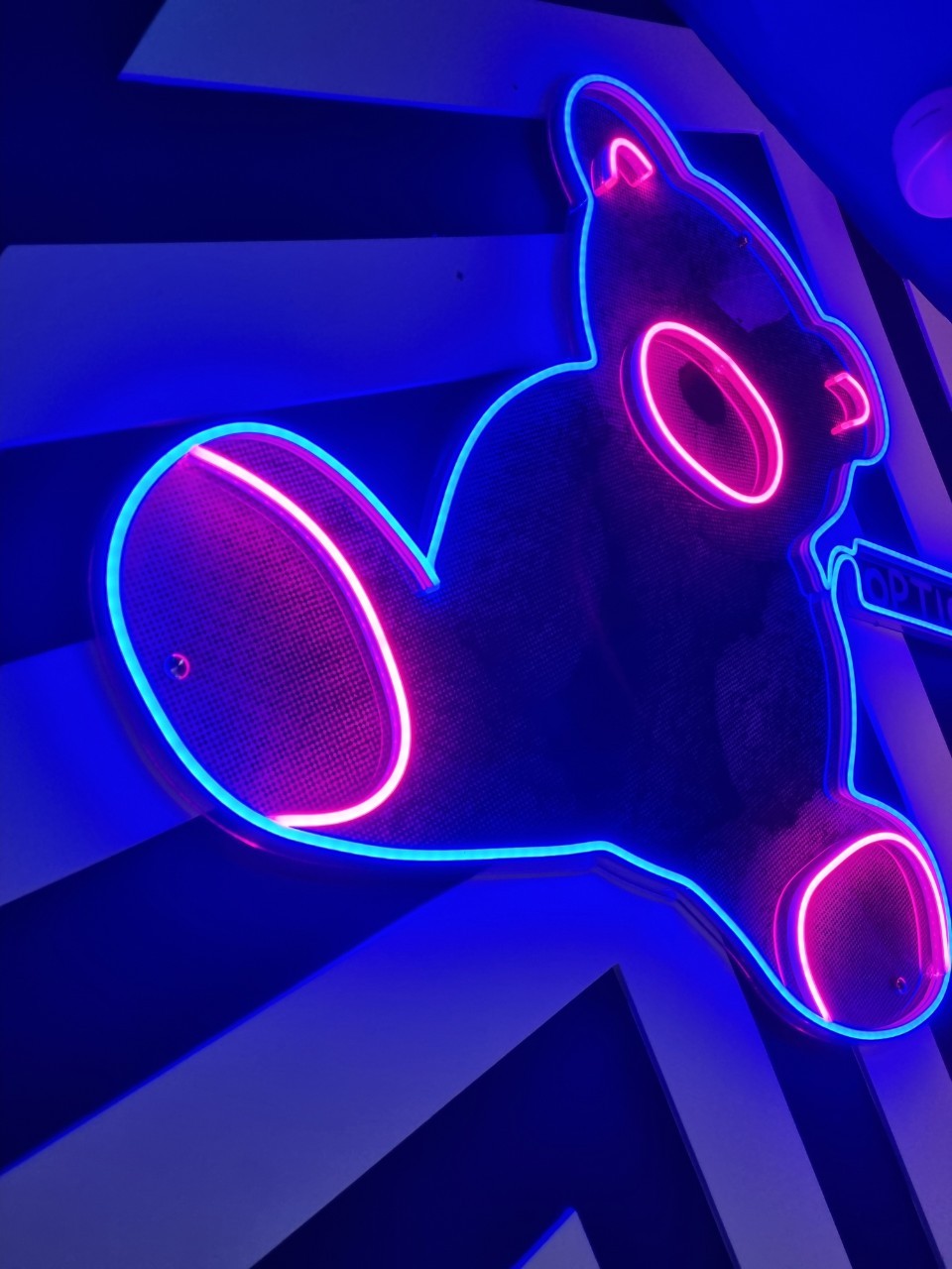 ป้ายไฟดัด น้องหมี