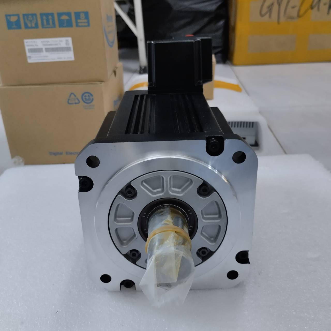 Mitsubishi Motor รุ่น HG-JR353