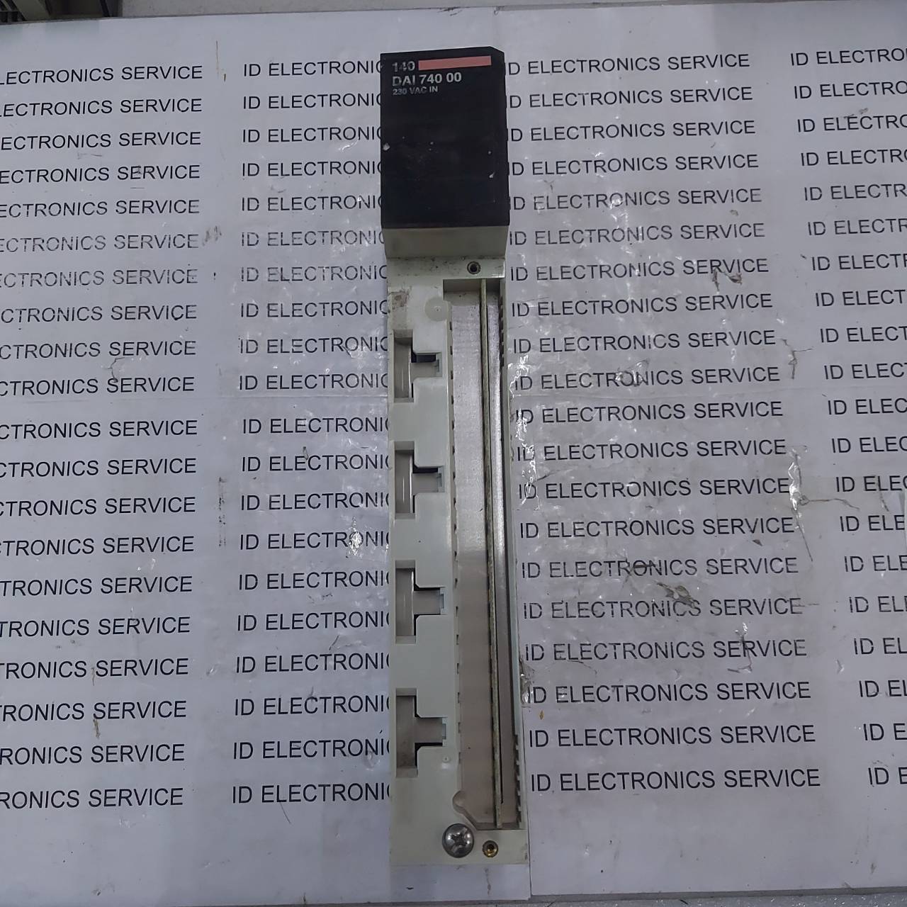 PLC " SCHNEIDER " MODEL : 140 DAI 740 00