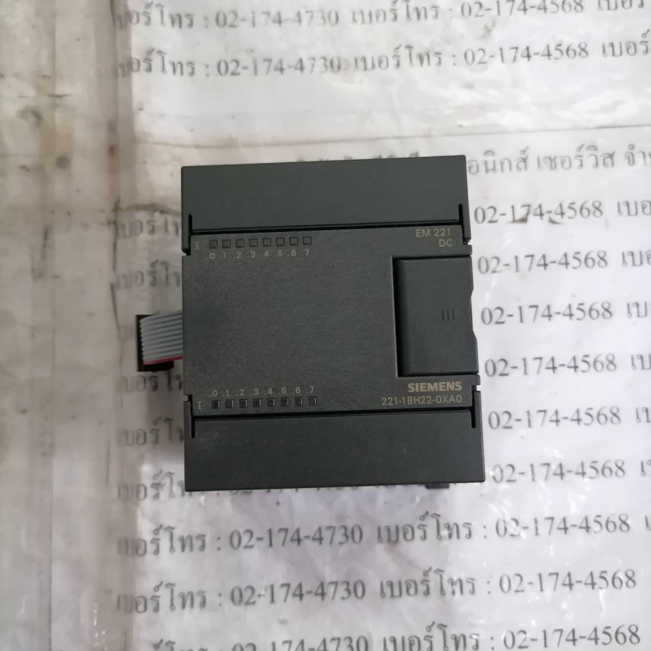 PLC " SIEMENS " MODEL : 6ES7 221-1BH22-0XA0