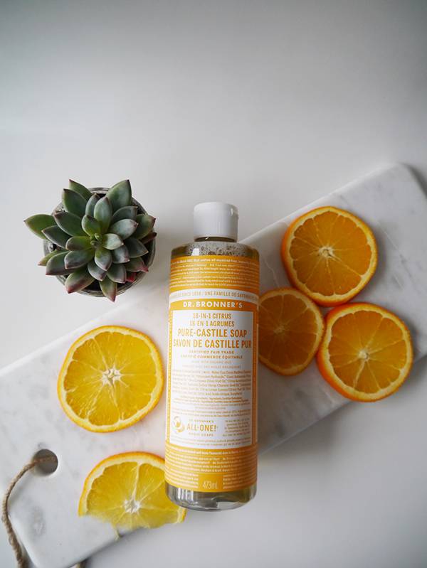 สบู่ Dr.Bronner's Magic soap ขนาด 739 ml ขวดเหลือง กลิ่น Citrus orange