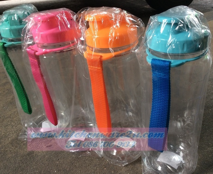 P07083 ขวดน้ำ 0.6 ลิตร (7.8*7.8*21.5 cm) แฮนดี้ พรีเมี่ยม No.1037 ราคาส่งต่อ 12 โหล:144 ใบ: 215 บ/โหล