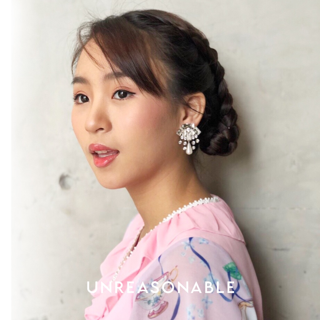 ต่างหู Crystal ต่างหูคลิป ต่างหูก้านเงินแท้ น้ำหนักเบา สวยใส่สบาย UA0505-01 Unreasonable Accessories