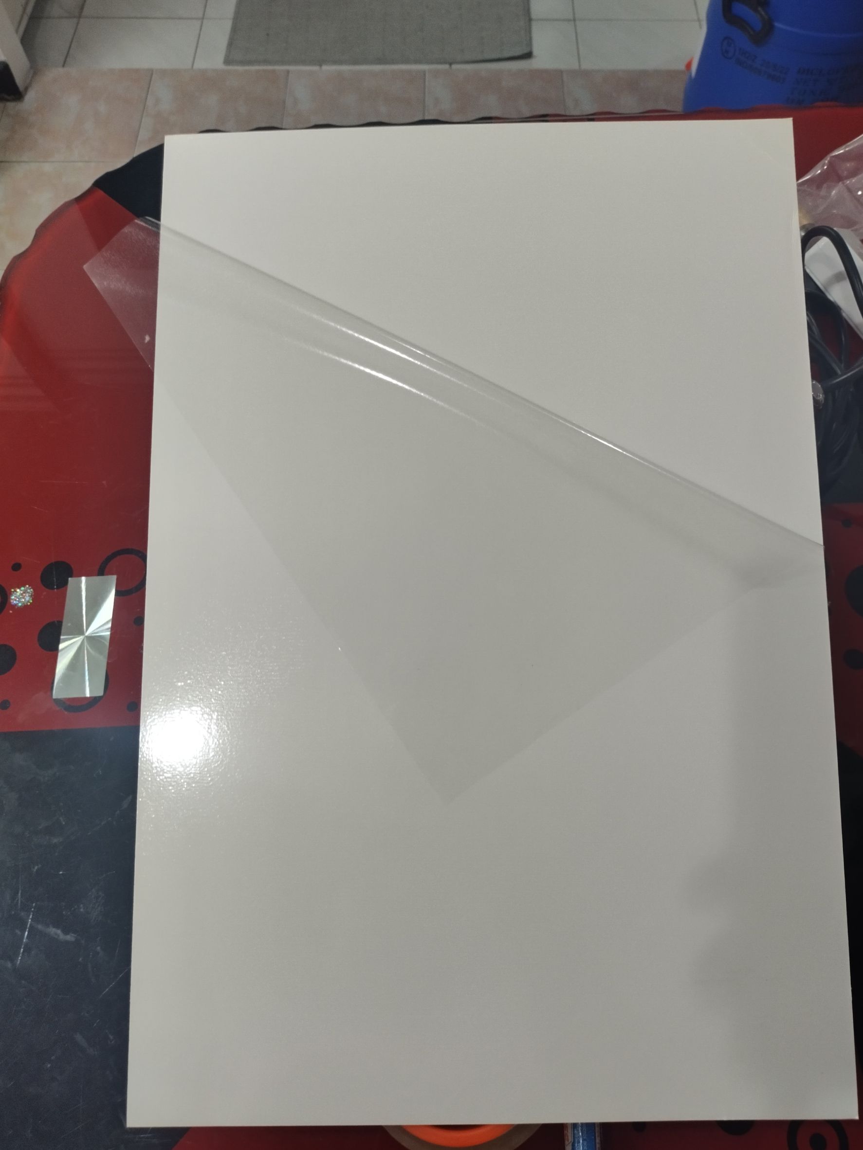 แผ่นกาว พีวีซี ขาว 2 หน้า พีวีซีกาว ทำโฟโต้บุ๊ค ขนาด 12x18นิ้ว หนา 1 มิล แพ็ค 50แผ่น