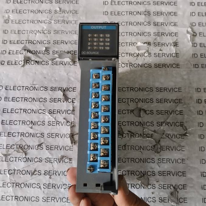 PLC " ALLEN-BRADLEY " MODEL : 1746-OB16
