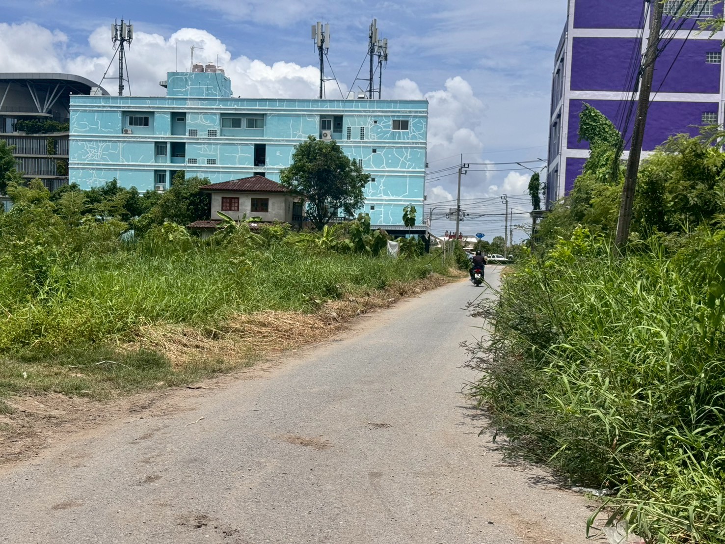 ขายที่ดินเปล่าแปลงสวย ทำเลพัฒนาการตัดใหม่ เหมาะ..สร้างบ้าน ออฟฟิศ (N.641)