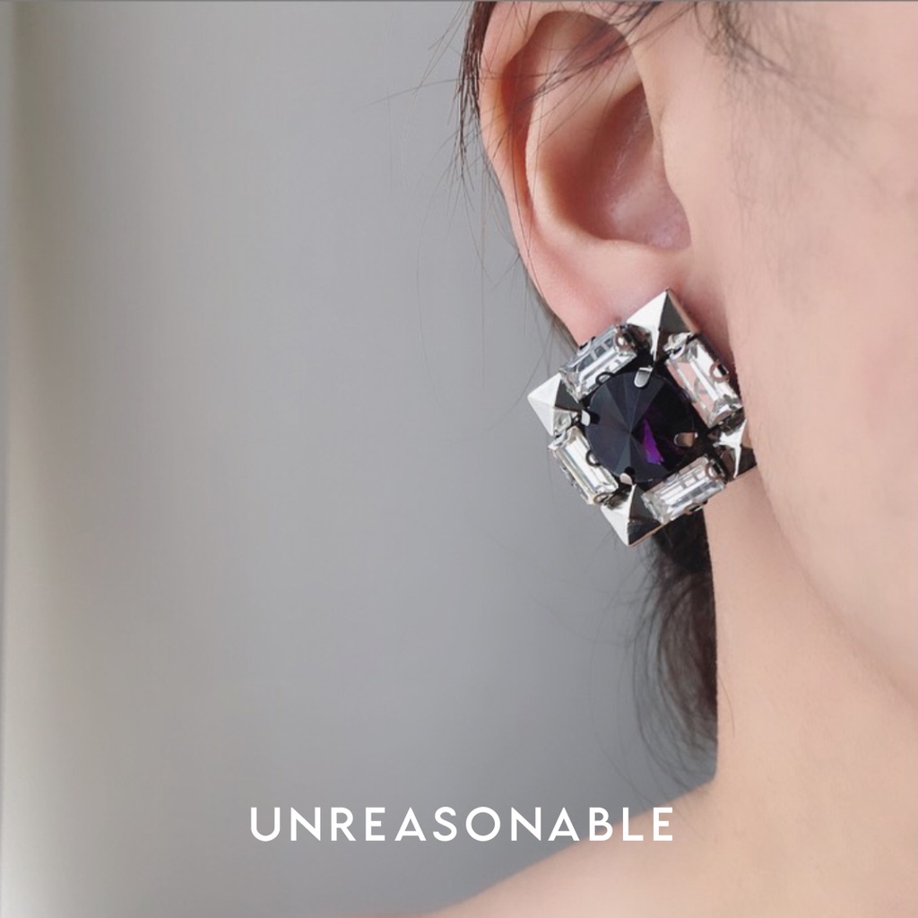 ต่างหู สีม่วง ต่างหูคลิป ต่างหูก้านเงินแท้ น้ำหนักเบา สวยใส่สบาย UA0488-02 Unreasonable Accessories