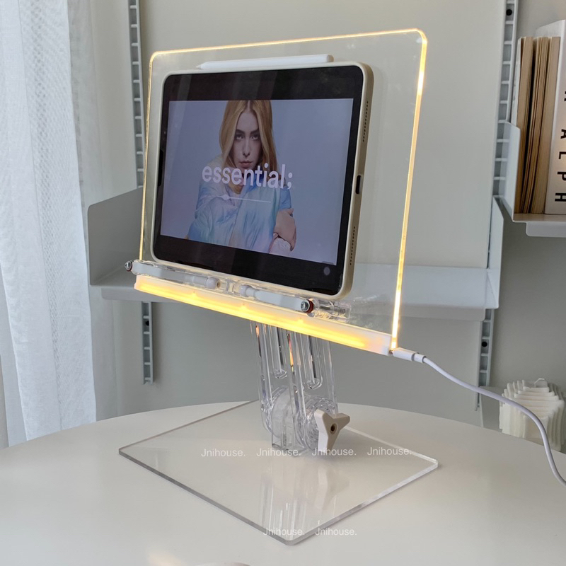 [พร้อมส่ง] Jnihouse : ที่วางไอแพด ที่วางอะครีลิค ที่วางแท็บเลต (Acrylic Tablet Stand)