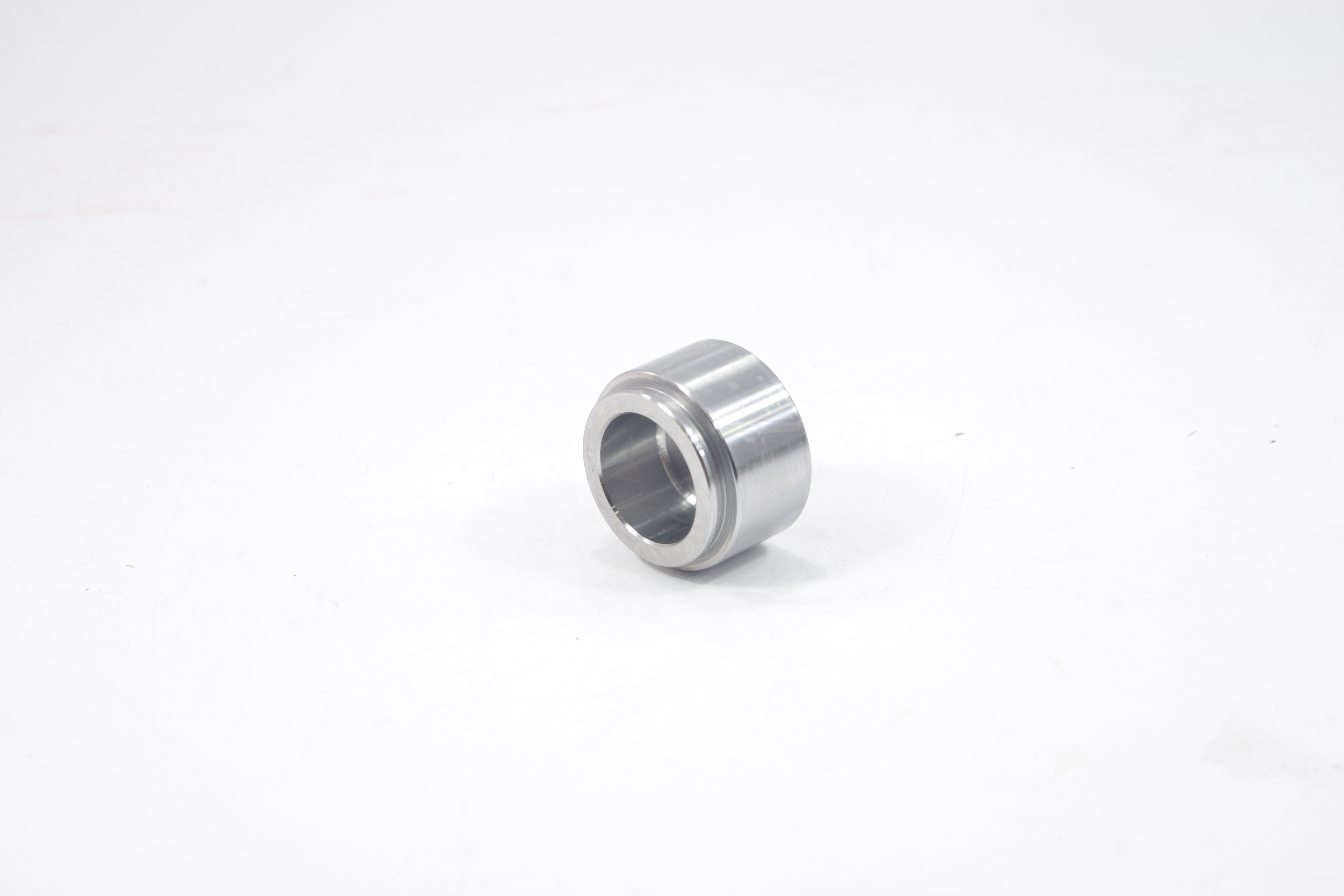 ลูกสูบดิสเบรค NISSAN B310 / นิสสัน / 3PD-4140 / 41122 - H1005 / ขนาด วงนอก 48.05 สูง 29.40 (จำนวน 1 ชิ้น)(CALIPER PISTON)