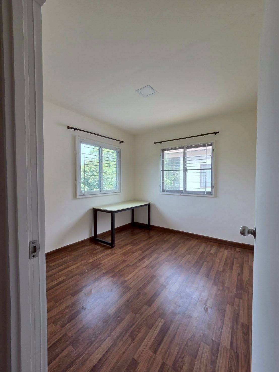 ให้เช่าทาวน์เฮาส์ หมู่บ้านพฤกษาวิลล์ 73 ซอยพัฒนาการ 38 ใกล้ APL รามคำแหง (N.1866)