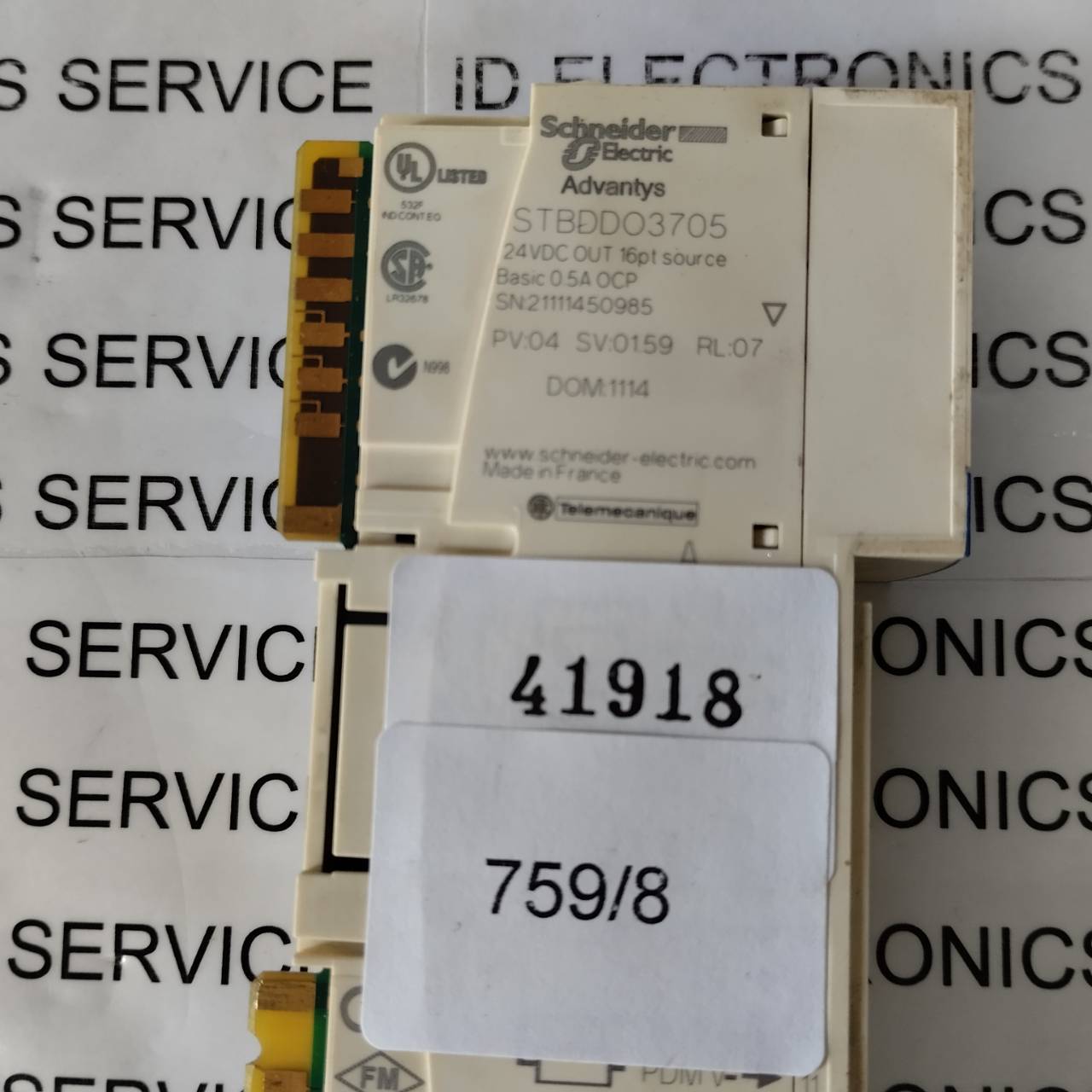 PLC " SCHNEIDER " MODEL : STBDDO370565l