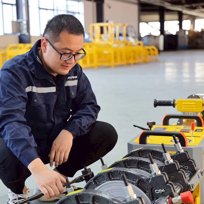 เครื่องเชื่อมท่อ Welping รุ่น WP250A (ไฮดรอลิค) ขนาดท่อที่เชื่อม 63 mm.-250 mm.