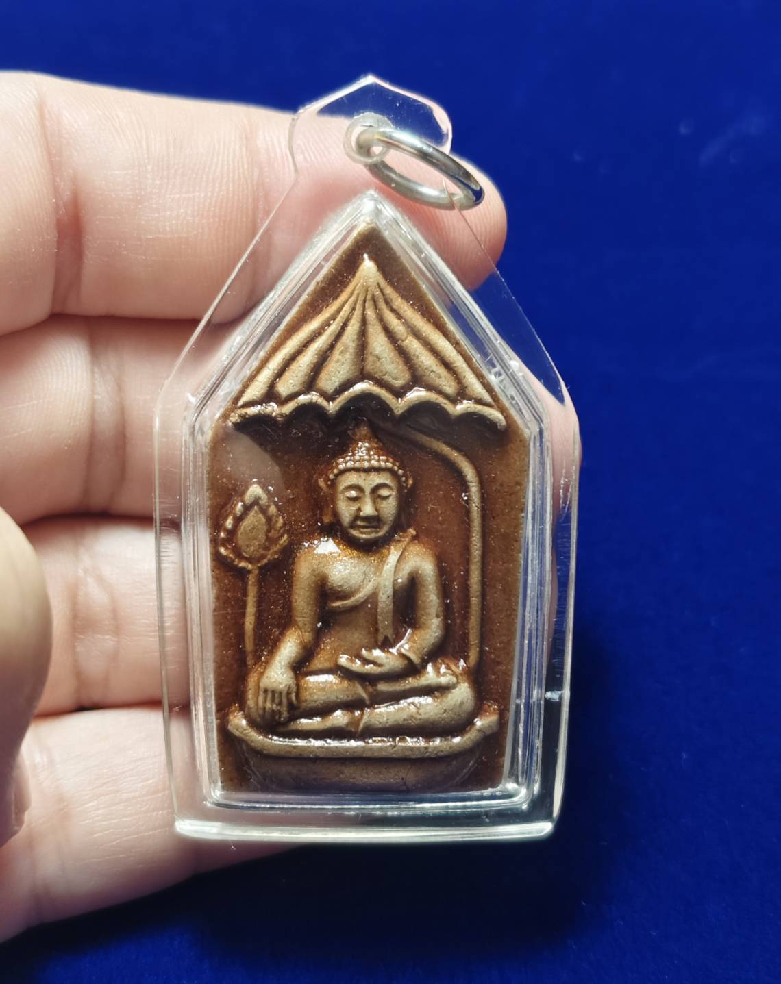 พระยอดขุนพลเมืองพร้าว (พระเจ้าล้านทอง) พิมพ์ฉัตรทวน (ตะกรุดทองเหลือง)(ครูบาประเสริฐ วัดหนองปลามัน) จ.เชียงใหม่ ปี๒๕๕๖