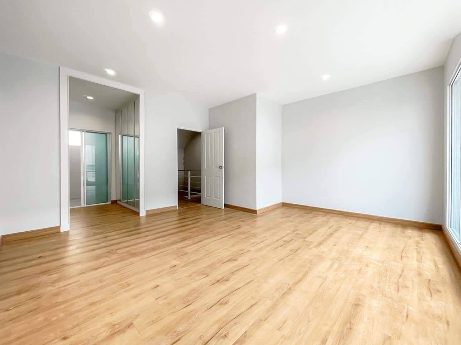 ขายด่วน‼️*** ราคาเพียง 5.75 ล้านบาท*** บ้านกลางเมือง ลาดพร้าว 87 (N.539)