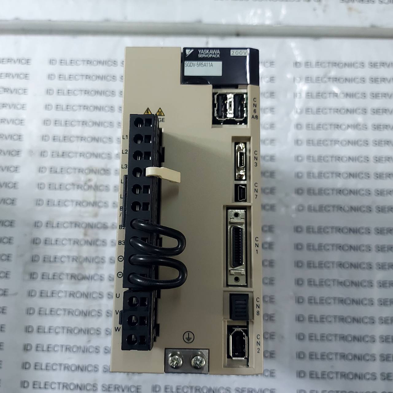 SERVOPACK "YASKAWA" MODEL : SGDV-5R5A11A