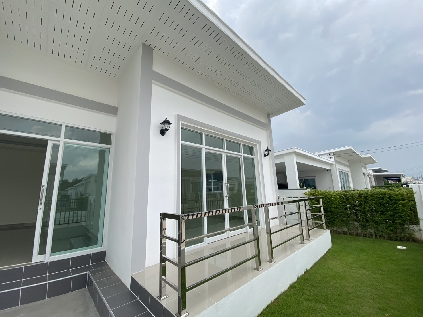 ขายบ้านเดี่ยว VICTORY HOME 5 บ้านโป่ง-ท่าผา ราชบุรี ราคาเริ่มต้น 2 ห้องนอน 1 ห้องน้ำ เริ่ม 2.1 ล้านบาท 3 ห้องนอน 2 ห้องน้ำ เริ่ม 2.7 ล้านบาท