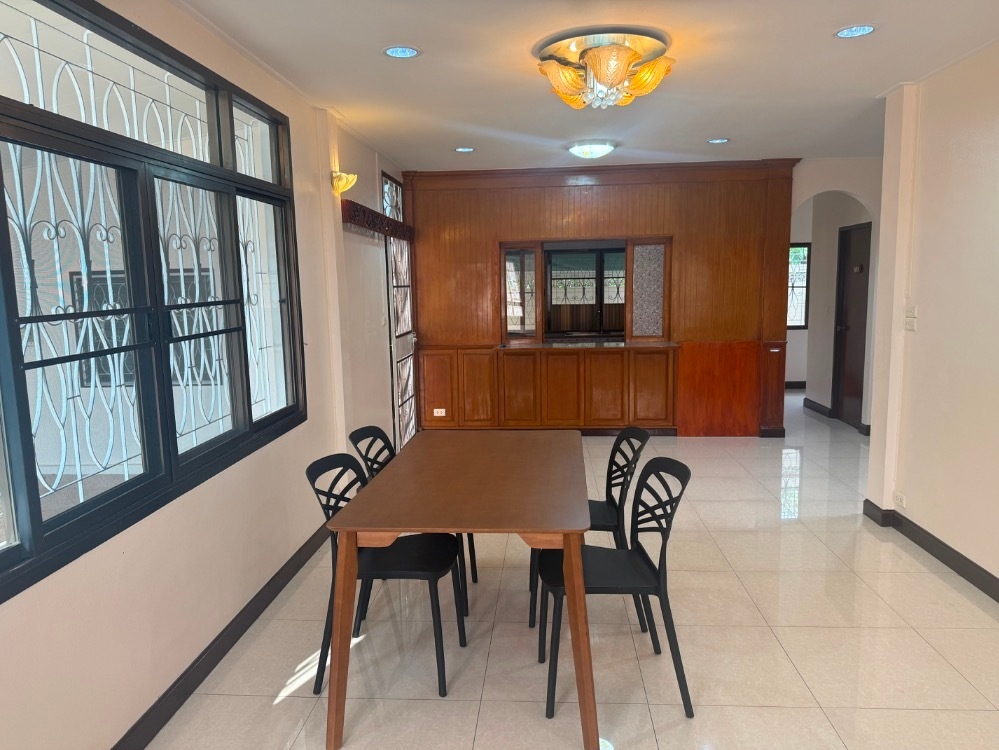 ให้เช่าบ้านเดี่ยว 120 ตารางวา ซอยแบริ่ง ซอยสุขุทวิท107 (N.1542)