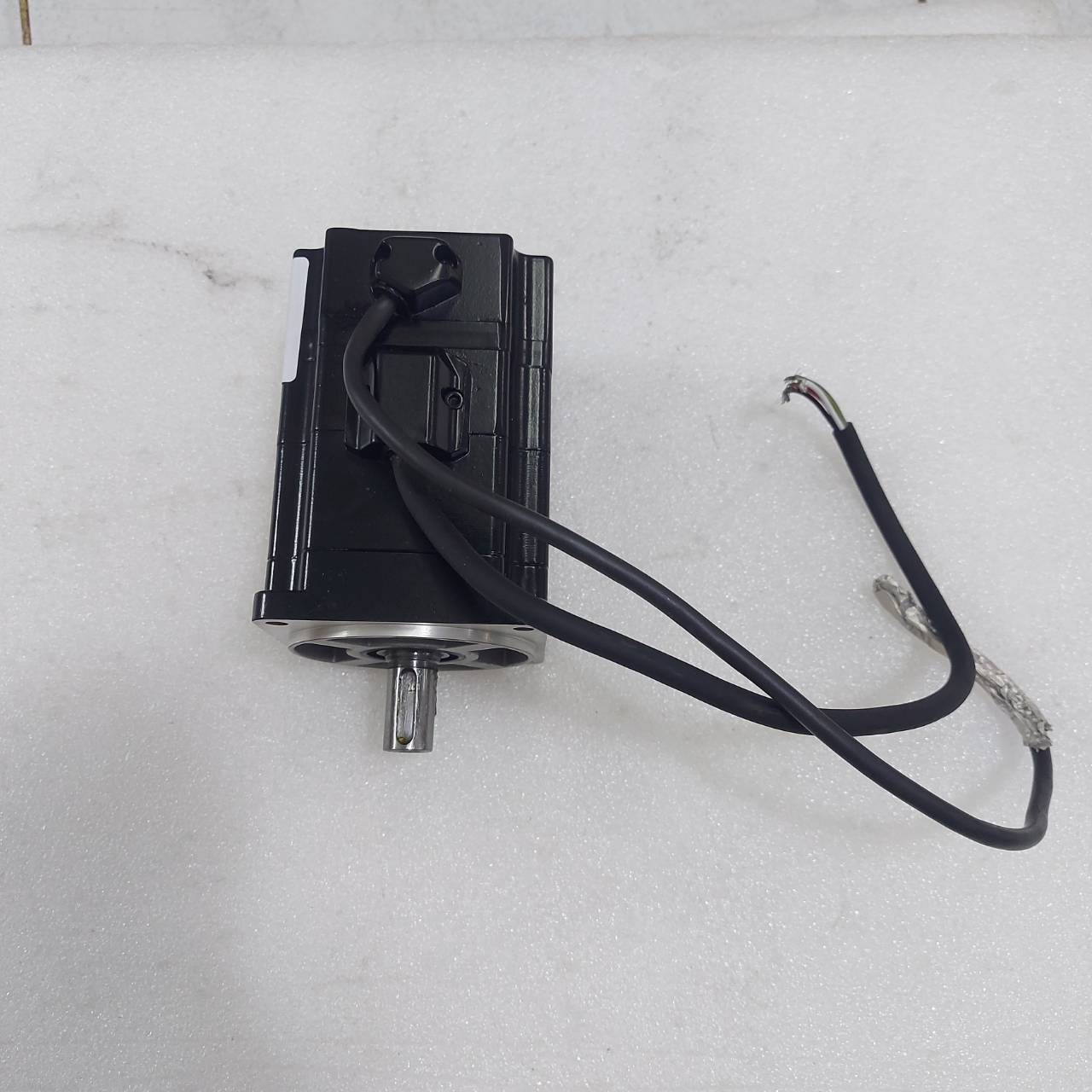 MOTOR P50B07040HXS1J "SANYO DENKI"