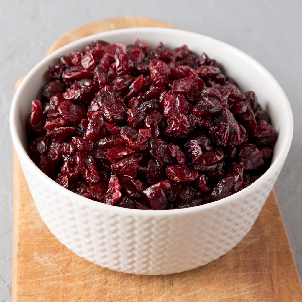 แครนเบอรี่อบแห้ง เกรด AA (Dried Cranberry ) เนื้อนุ่ม สดใหม่ คัดสะอาด รสธรรมชาติ มี2ขนาด 500กรัม และ 1กิโลกรัม