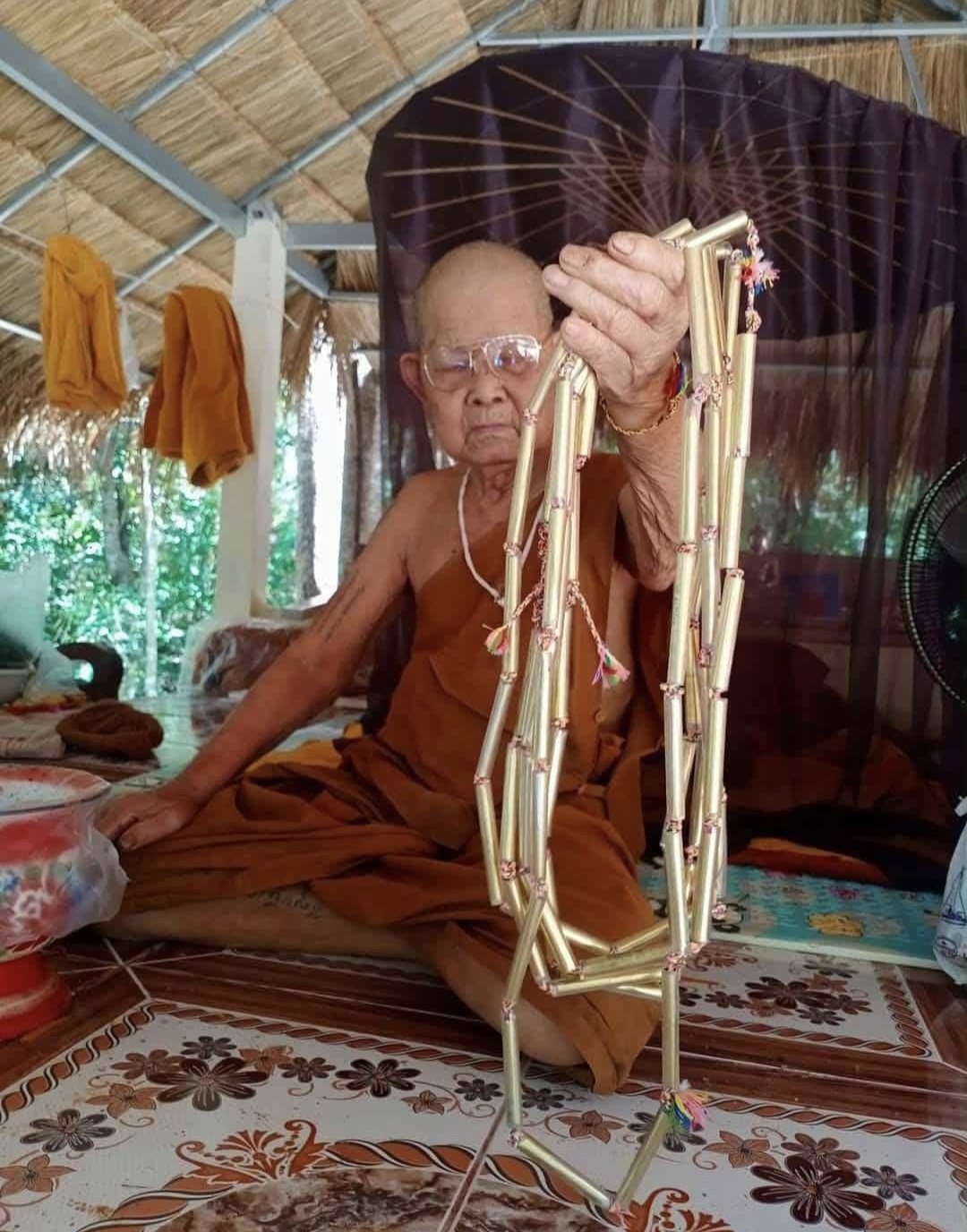 ตะกรุดสังวาลย์ 8ดอก (จารมือ) ของดีครอบจักรวาล (หลวงปู่สิงห์โต จิตตธัมโม) สำนักสงฆ์ป่าทรงธรรม