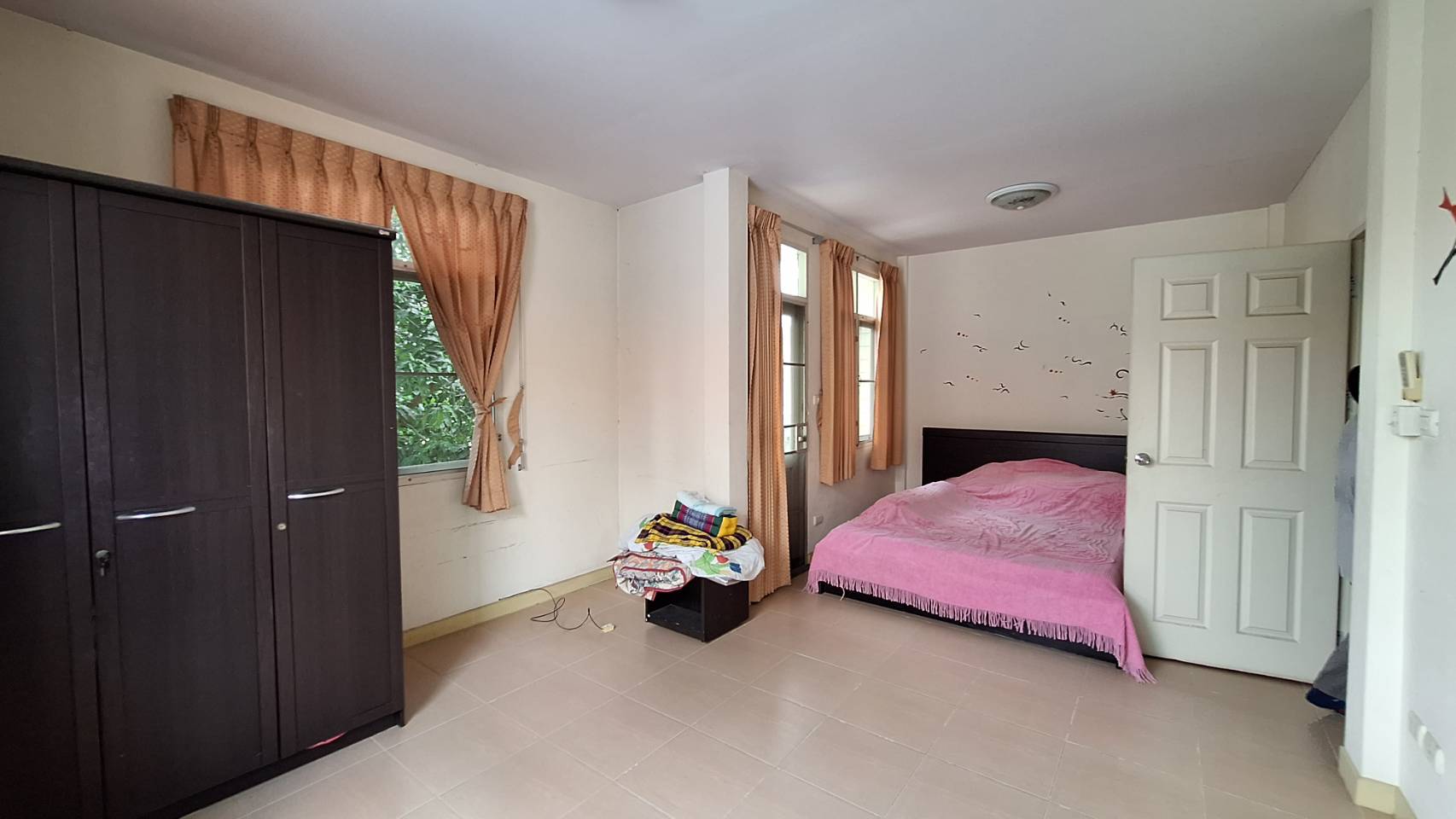 ขาย หมู่บ้านภัทรินทร์ 1 ติดถนนคู้บอน (ติดห้างแม็คแวลู่) (N.316)