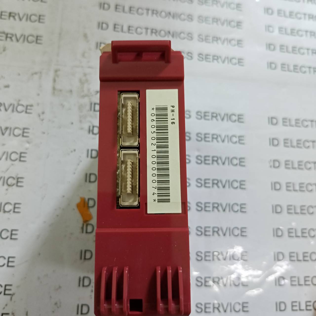 PLC " FUJI " MODEL : NP1PH-16