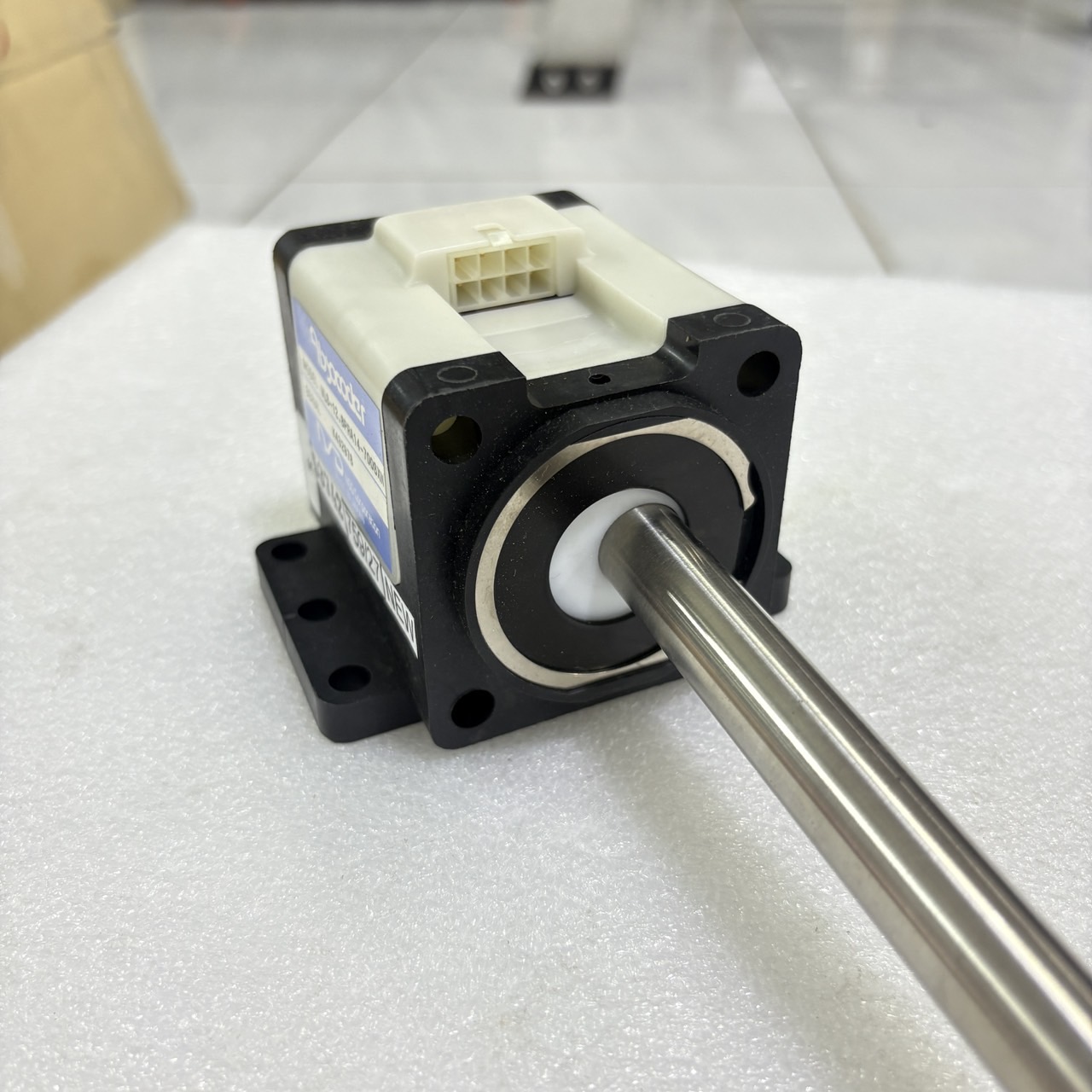 VLS-12.8PRA14-700SXN LINEAR "NSD"