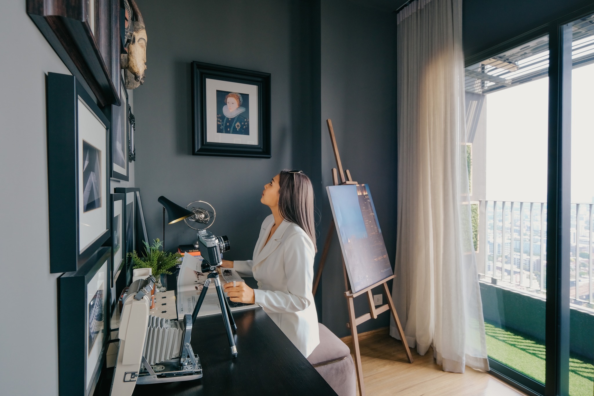 Cloud Thonglor–Phetchaburi Condominium Experience and prove for yourself the true value of location, luxury, and lifestyle — a high-end condominium offering over 4,000 sq.m. of full-facility common areas, the most comprehensive in this district.