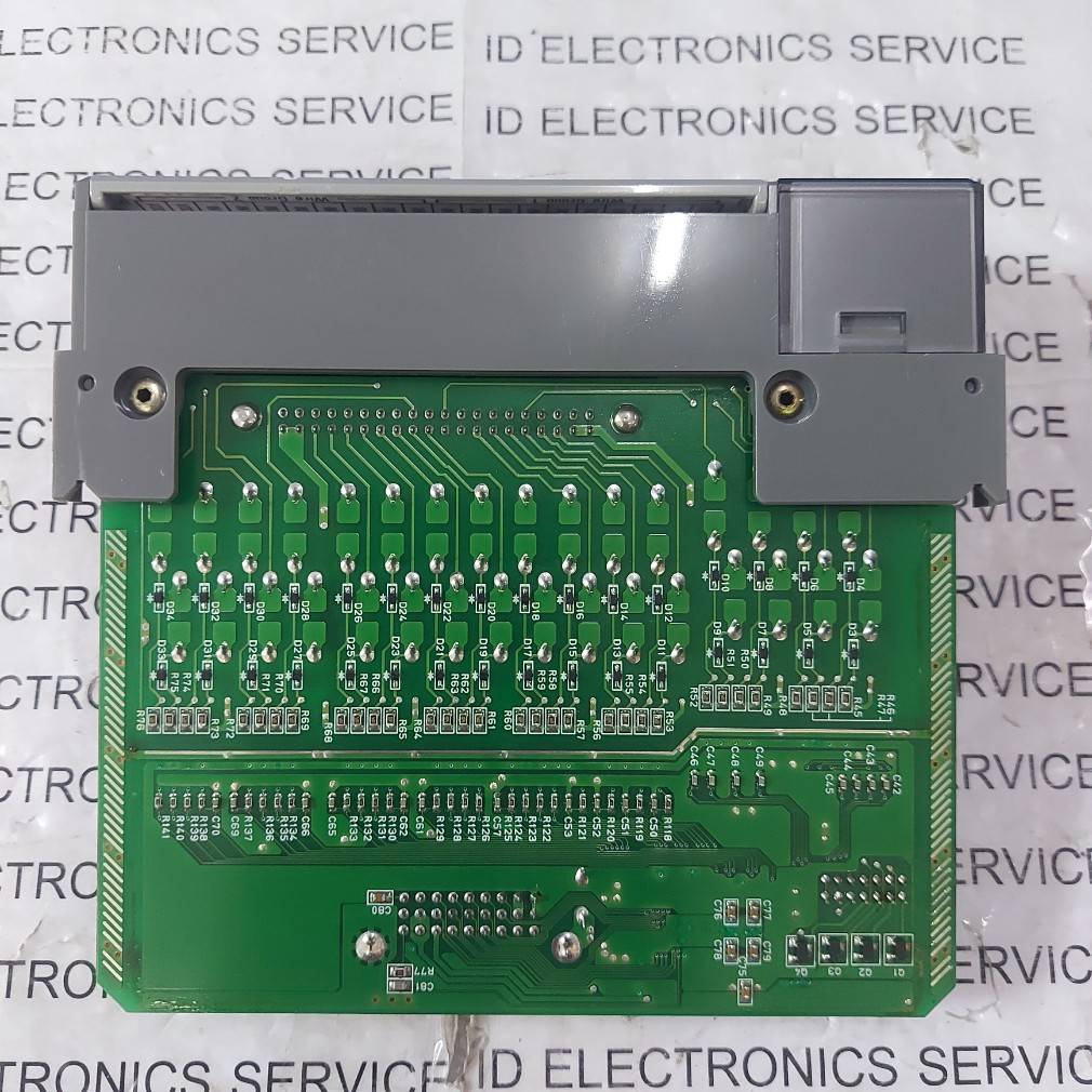 PLC " ALLEN-BRADLEY " MODEL : 1746-IV32